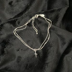 Silver anklet with cross pendant